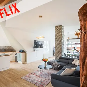 Apartment Dreamstay Traum Penthouse Goeggingen, Augsburg